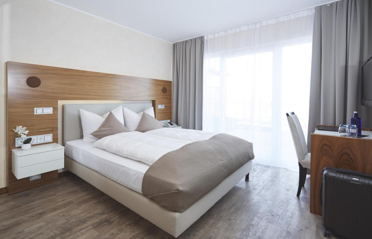 Kluet Hotel Hamelin Eksteriør bilde